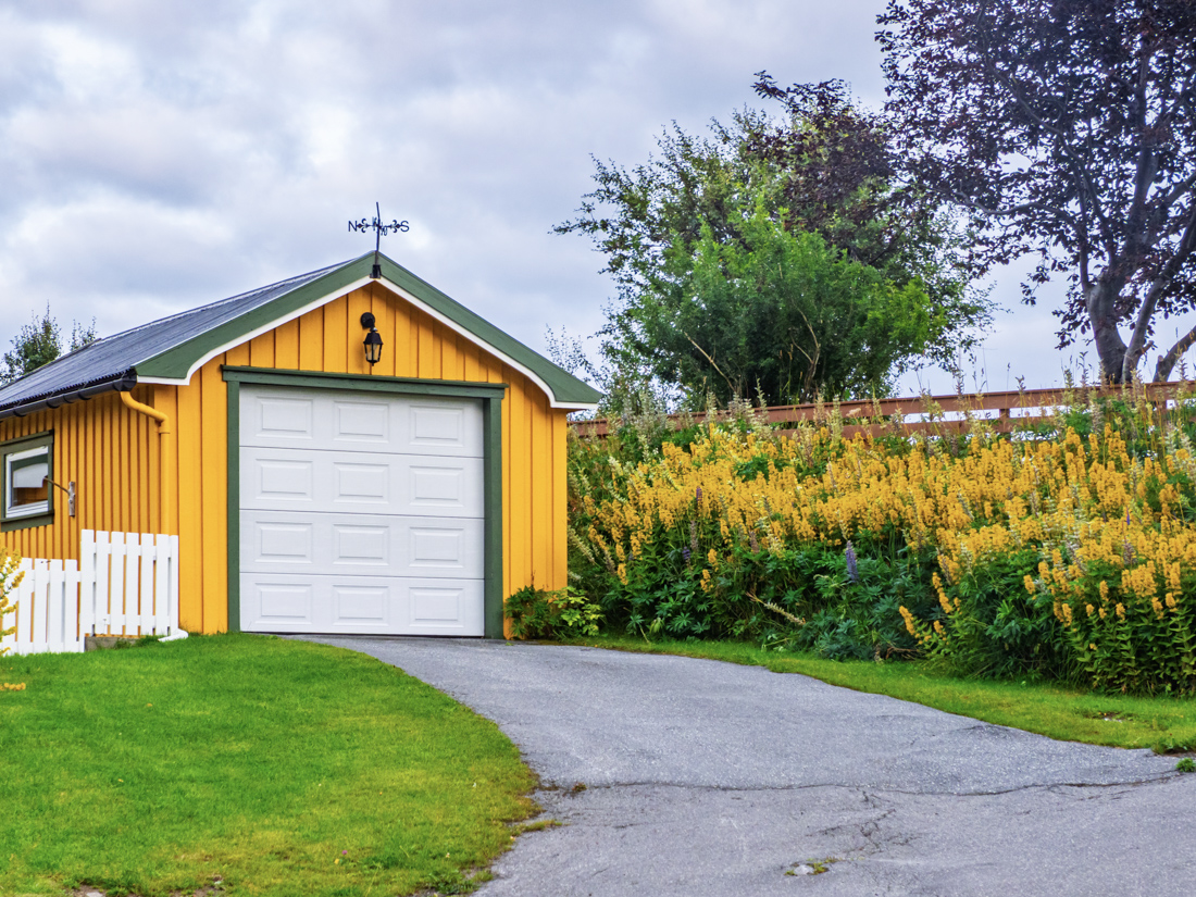 Beautiful residential garage doors